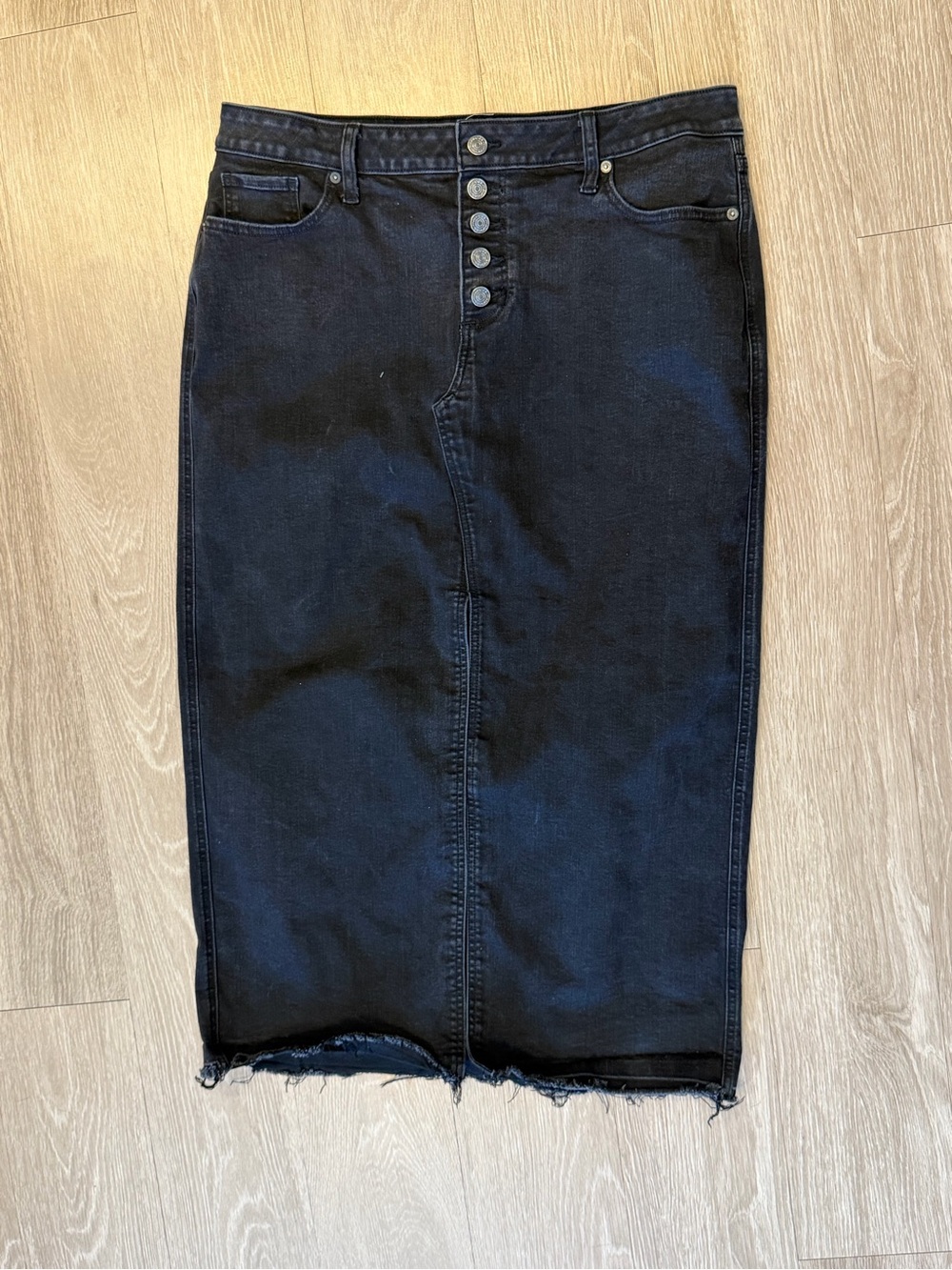 Maurices Black Button-Front Denim Midi Skirt